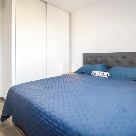 Apartment Stunning In With 1 Bedrooms